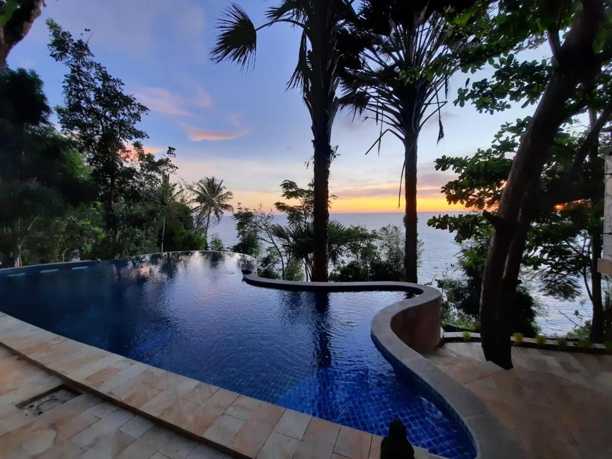 Edge Resort, Yogyakarta Parangtritis Buitenkant foto
