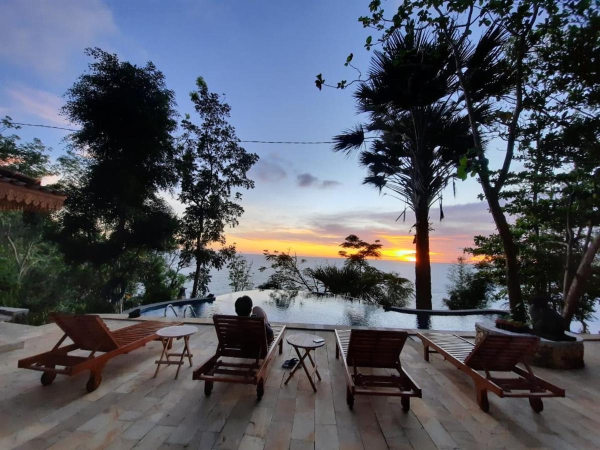 Edge Resort, Yogyakarta Parangtritis Buitenkant foto