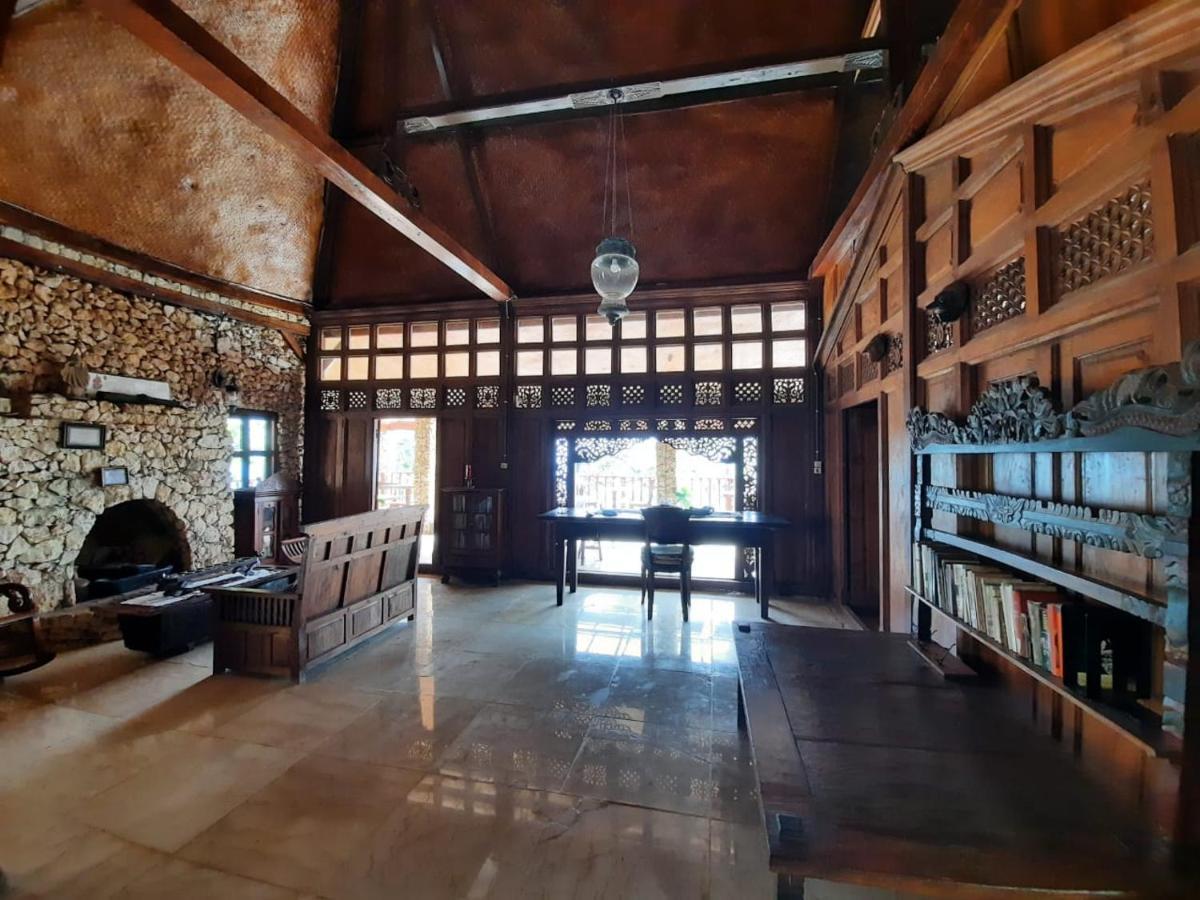 Edge Resort, Yogyakarta Parangtritis Buitenkant foto