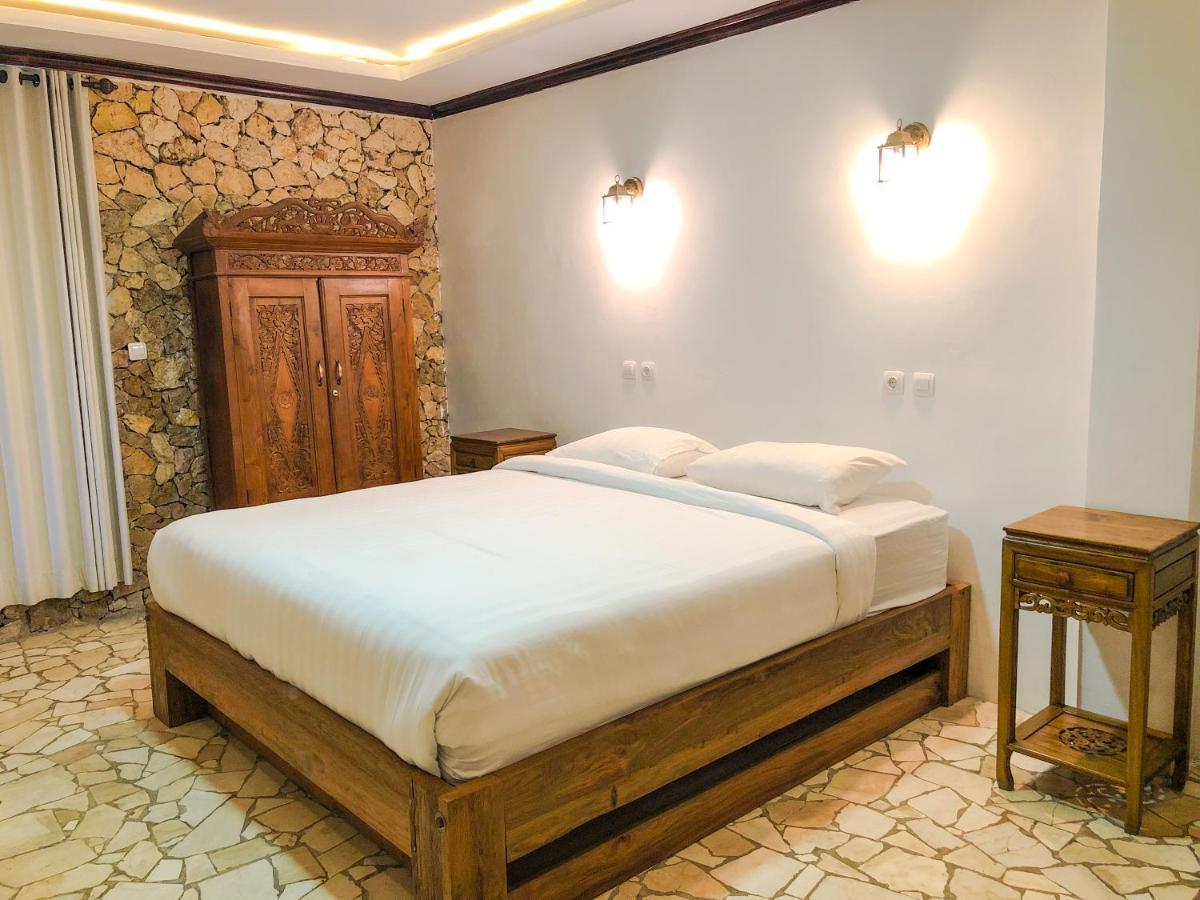 Edge Resort, Yogyakarta Parangtritis Buitenkant foto