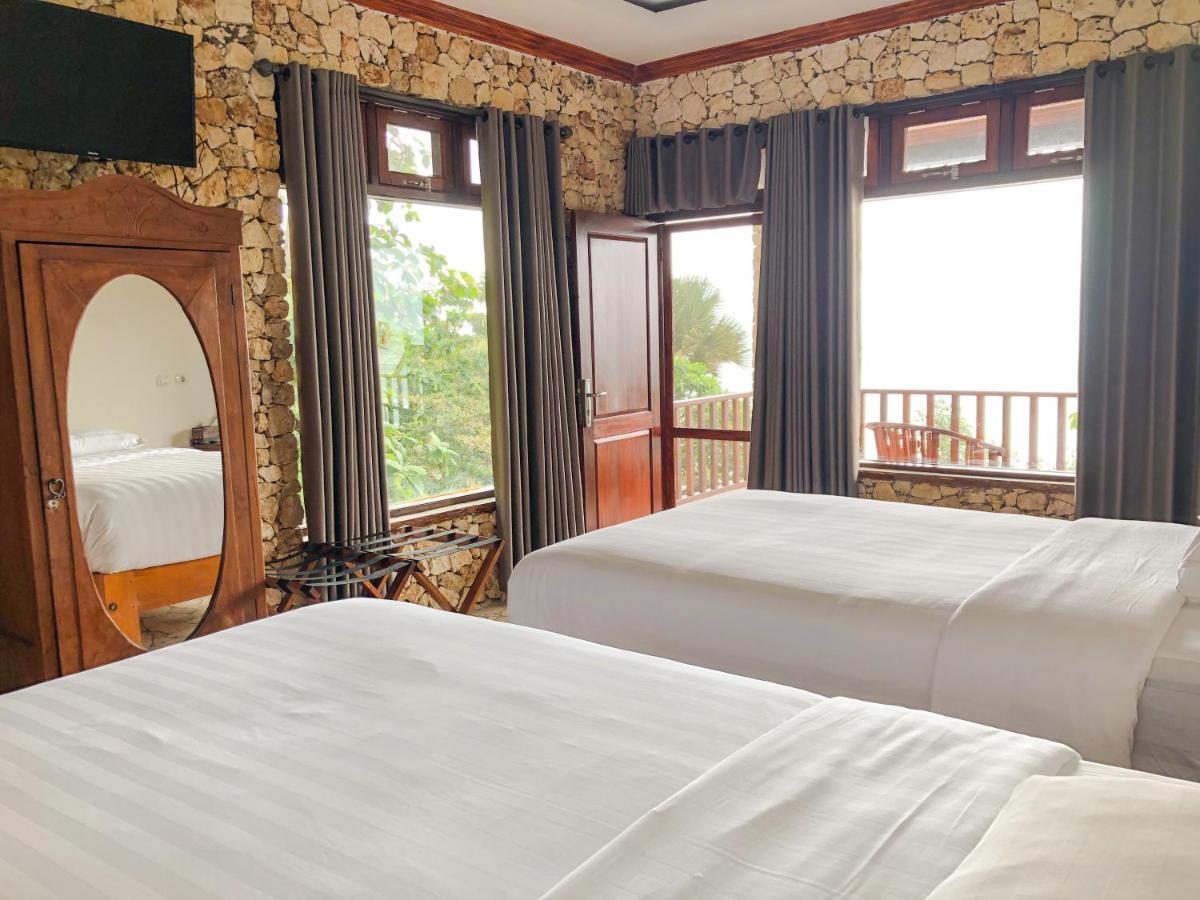 Edge Resort, Yogyakarta Parangtritis Buitenkant foto